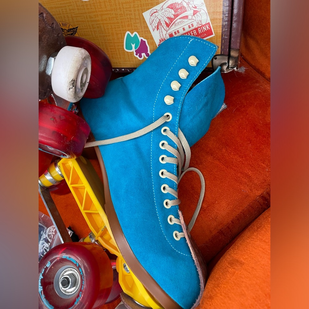 Moxy Skates